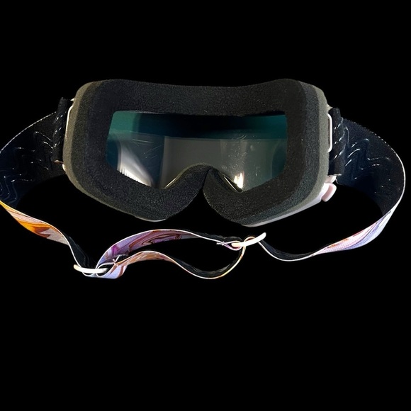 Blenders Aura Snow Googles - Picture 9 of 15